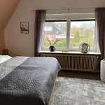 Haus Seehunde Im Buesumer Kurviertel 比苏姆