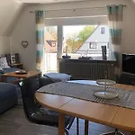 Haus Seehunde Im Buesumer Kurviertel * 比苏姆