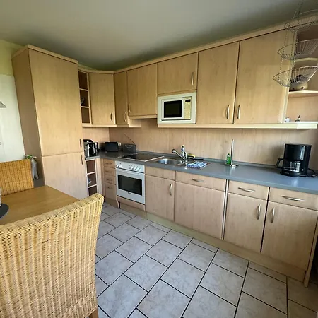 Apartment Haus Seehunde Im Buesumer Kurviertel